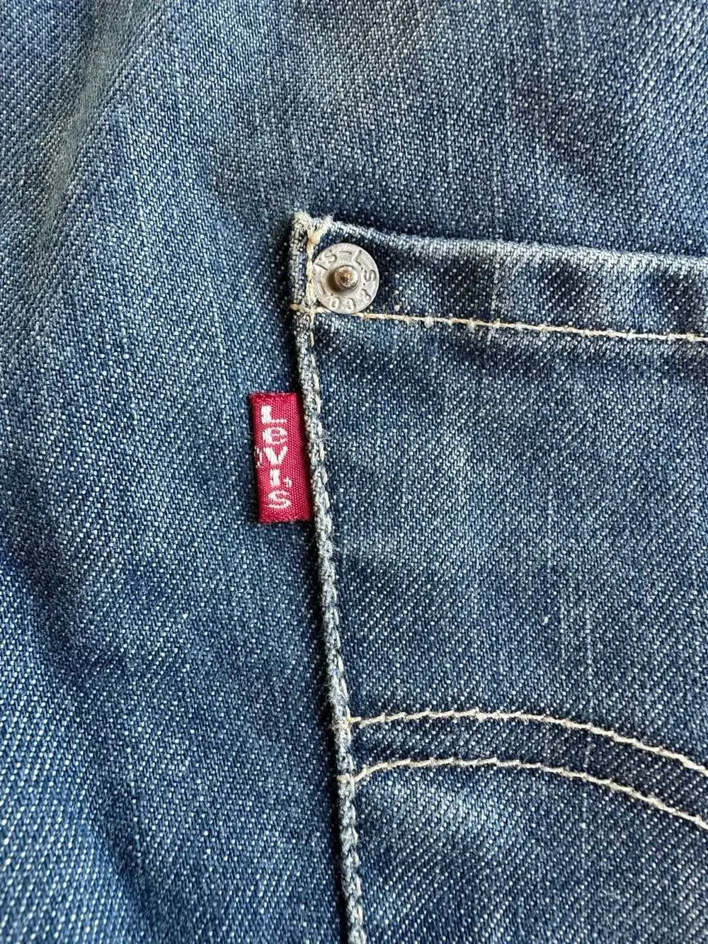 Vintage Levi's Engineered Twisted Jeans 32x30